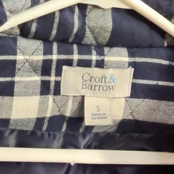 Croft & Barrow Blue and White Flannel Mandarin Collar Vest - Picture 5 of 6